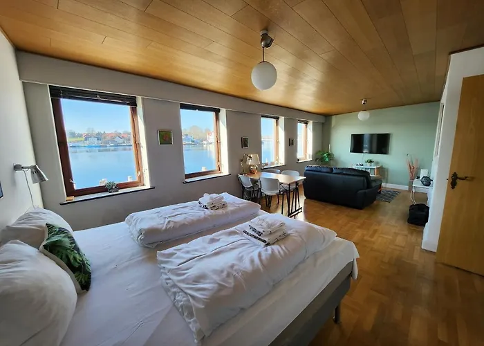 Grannys Harbour View - 1st Floor Sønderborg