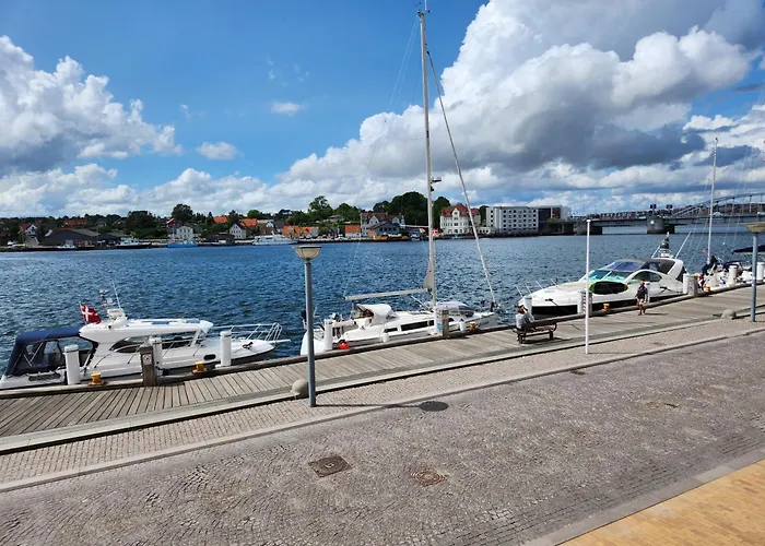 Grannys Harbour View - 1st Floor Apartamento